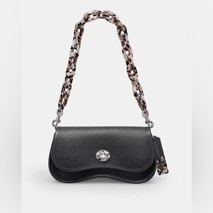 COACHTOPIA | Mini Wavy Dinky Bag